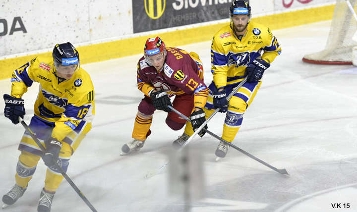 Piešťany vyrovnávali tri sekundy pred koncom, v nájazdoch rozhodol Sojčík